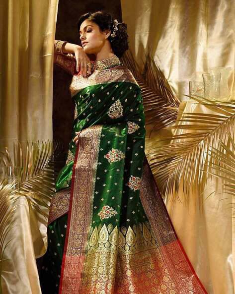 Load image into Gallery viewer, Skinny Dark Green Soft Silk Saree With Deserving Blouse Piece
