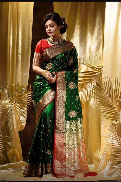 Load image into Gallery viewer, Skinny Dark Green Soft Silk Saree With Deserving Blouse Piece
