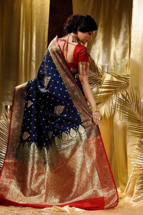 Load image into Gallery viewer, Engrossing Navy Blue Soft Silk Saree With Arresting Blouse Piece
