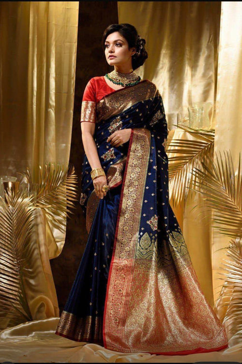 Load image into Gallery viewer, Engrossing Navy Blue Soft Silk Saree With Arresting Blouse Piece
