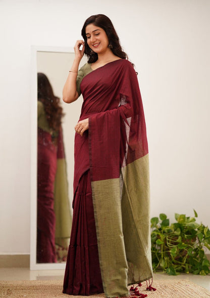 Staring Maroon Cotton Silk Saree With Captivating Blouse Piece