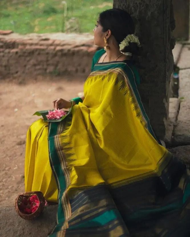 Devastating Yellow Soft Silk Saree With Demure Blouse Piece