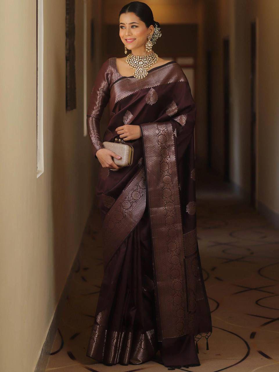 Adorning Purple Soft Silk Saree With Susurrous Blouse Piece