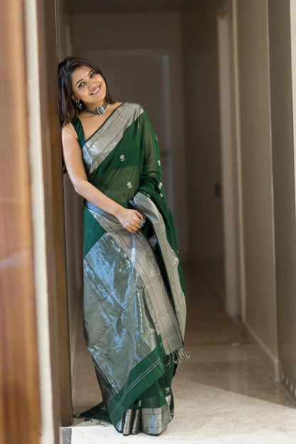Incredible Green Cotton Silk Saree With Fantabulous Blouse Piece