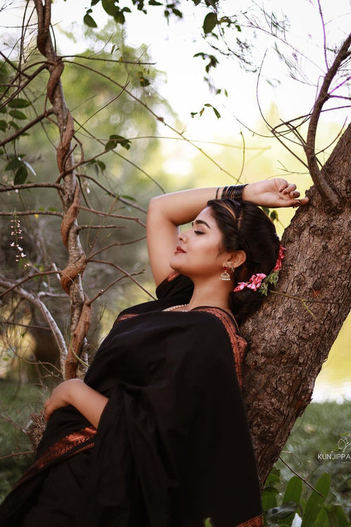 Load image into Gallery viewer, Skinny Black Soft Banarasi Silk Saree With Beauteous Blouse Piece
