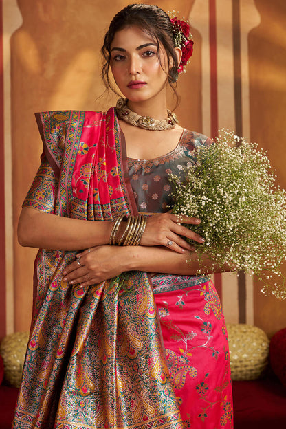 Snazzy Dark Pink Pure Zari Weaving Banarasi Silk Saree With Scintillating Blouse Piece