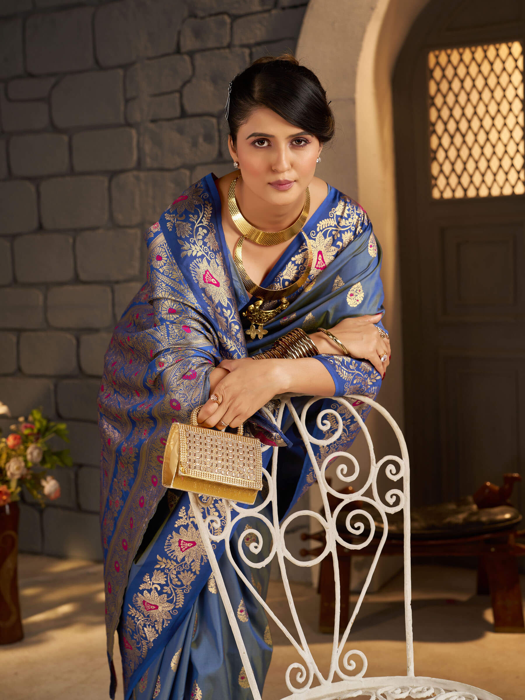 Groovy Blue Pure Zari Weaving Banarasi Silk Saree With Ephemeral Blouse Piece