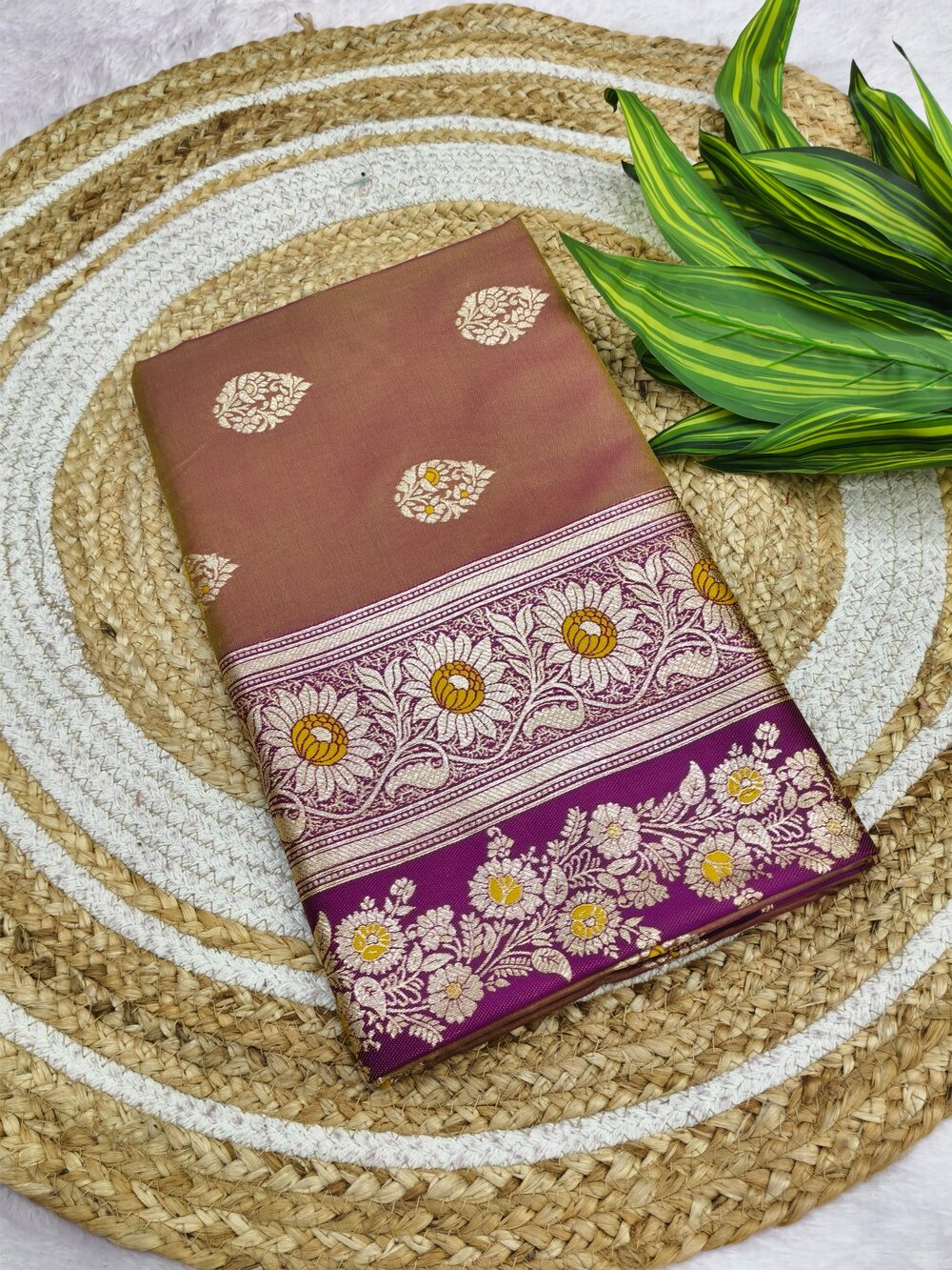 Stylish Brown Pure Zari Weaving Banarasi Silk Saree With Extraordinary Blouse Piece