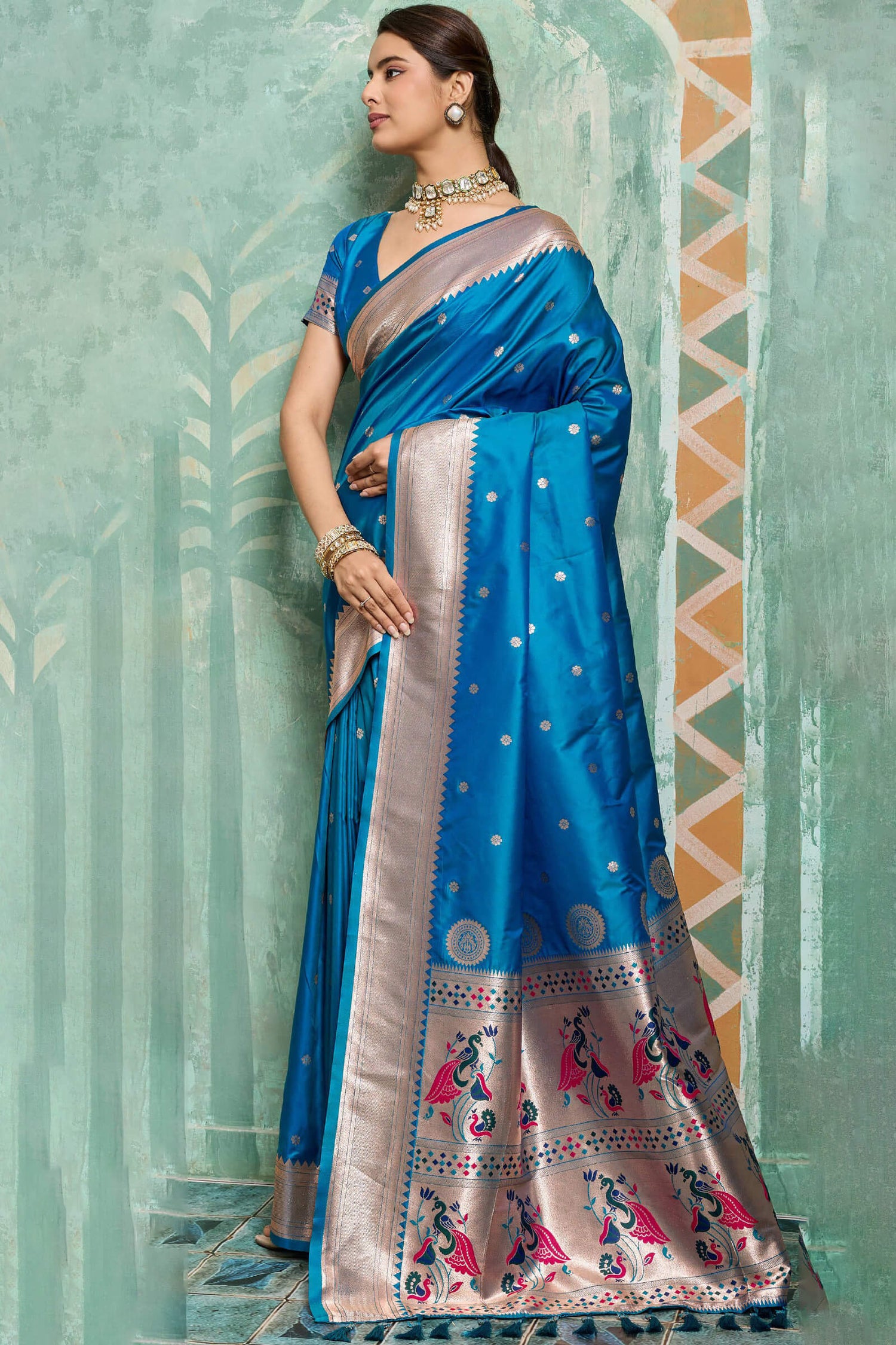 Serendipity Firozi Paithani Silk Saree With Imbrication Blouse Piece