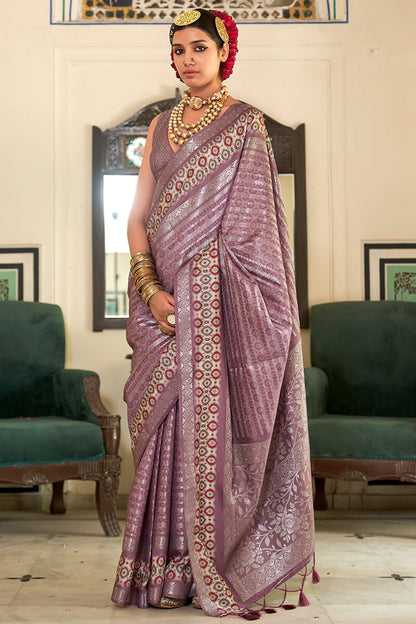Ravishing Lavender Digital Printed Soft Silk Saree With Chatoyant Blouse Piece