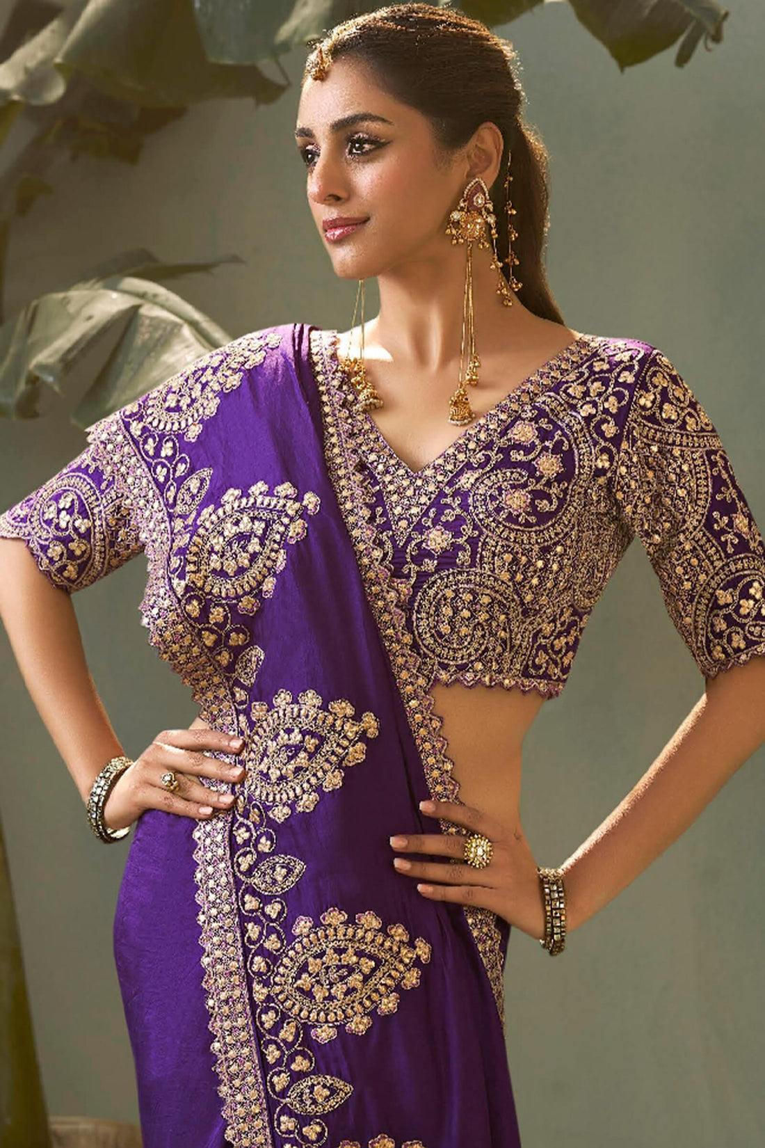 Pulsating Royal Purple Soft Silk Embroidery Work Saree With Staring Blouse Piece