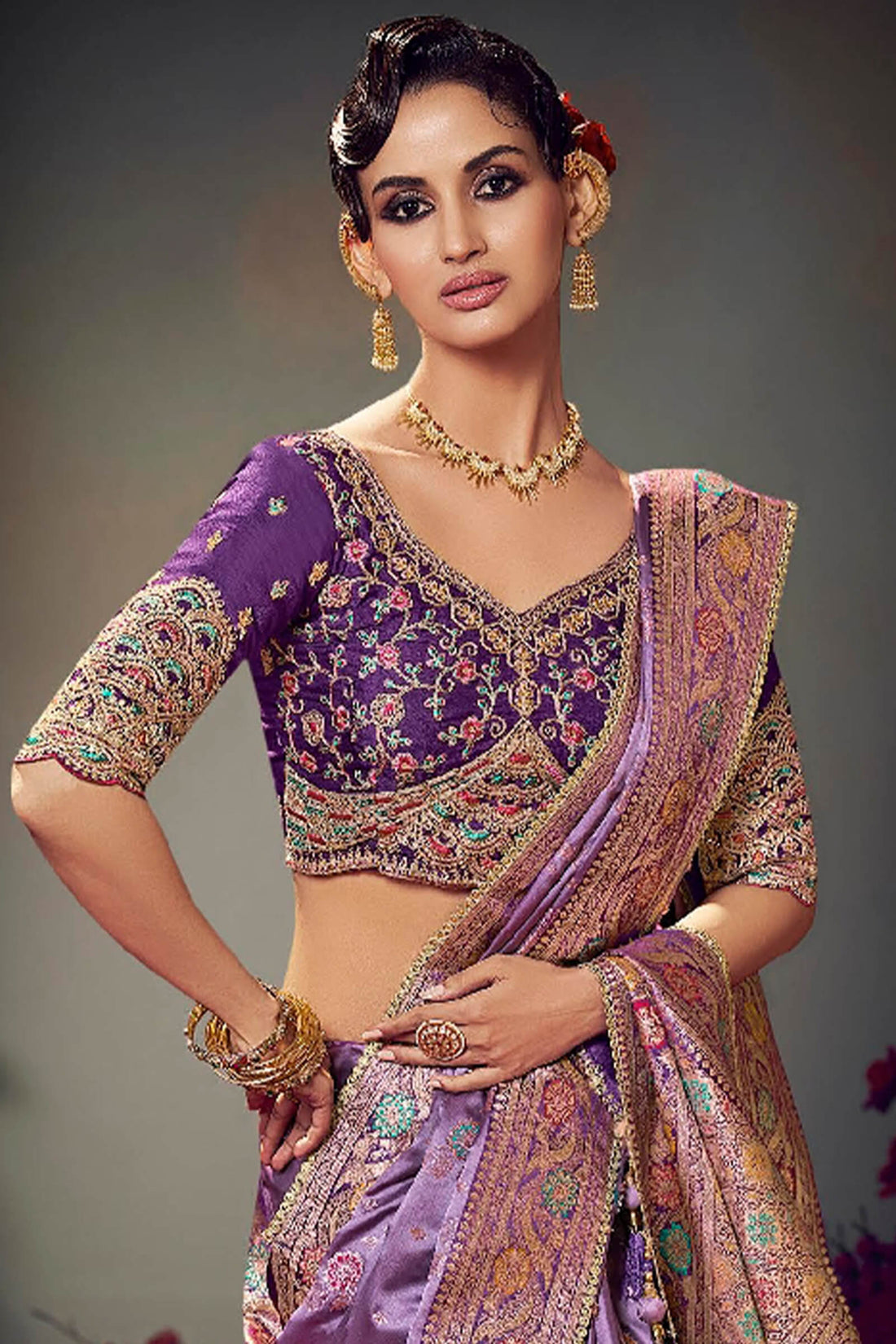 Unequalled Lavender Banarasi Satin Silk Saree With Admirable Blouse Piece