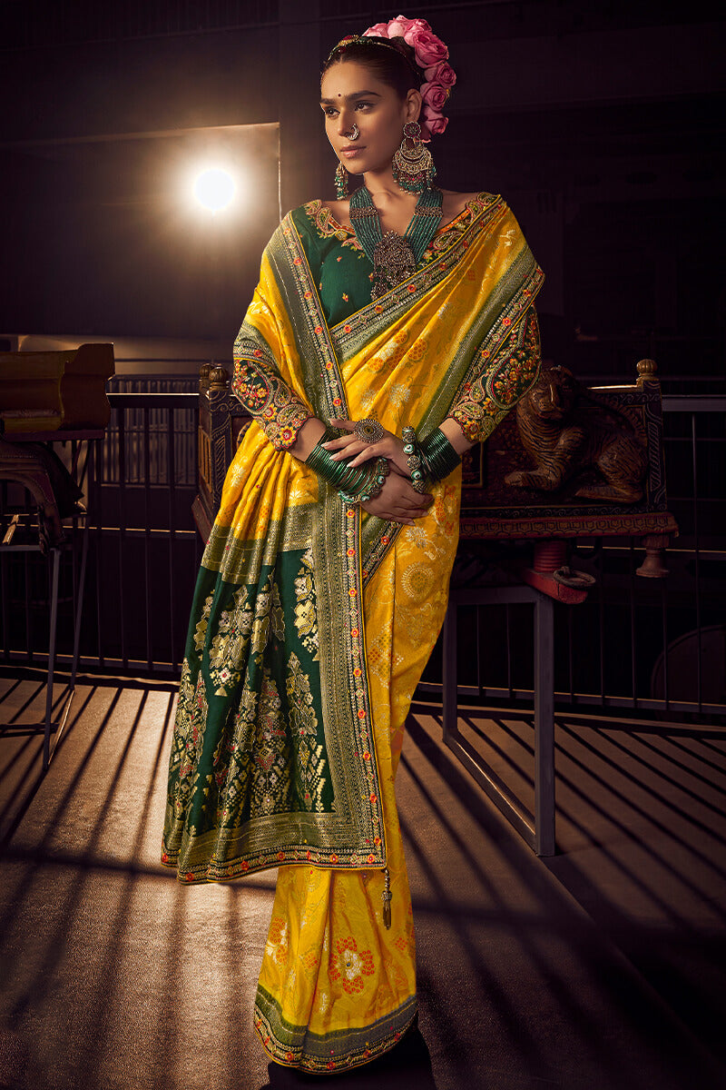 Flaunt Yellow Pure Viscose Dola Silk Saree With Staring Blouse Piece