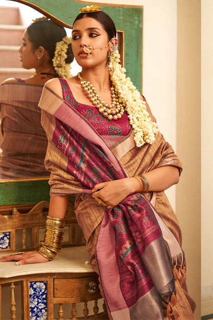 Trendy Brown Cotton Silk Saree With Delectable Blouse Piece