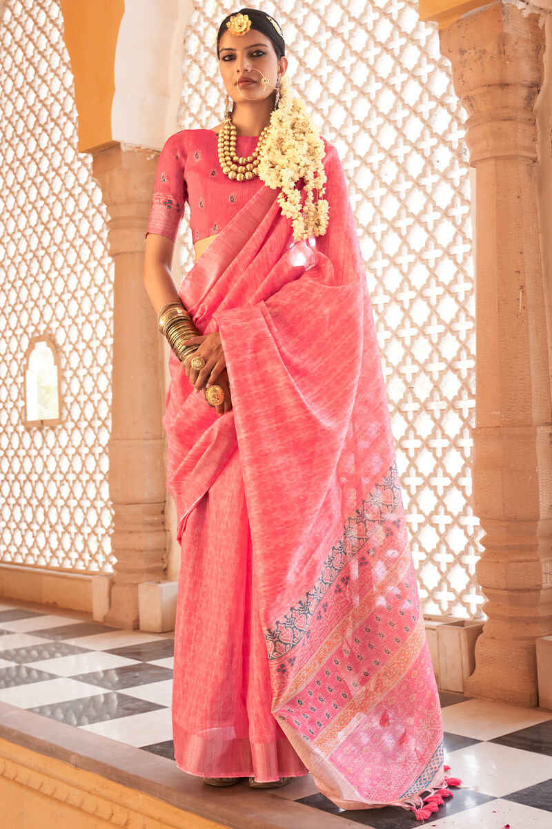 Winsome Baby Pink Cotton Silk Saree With Staring Blouse Piece