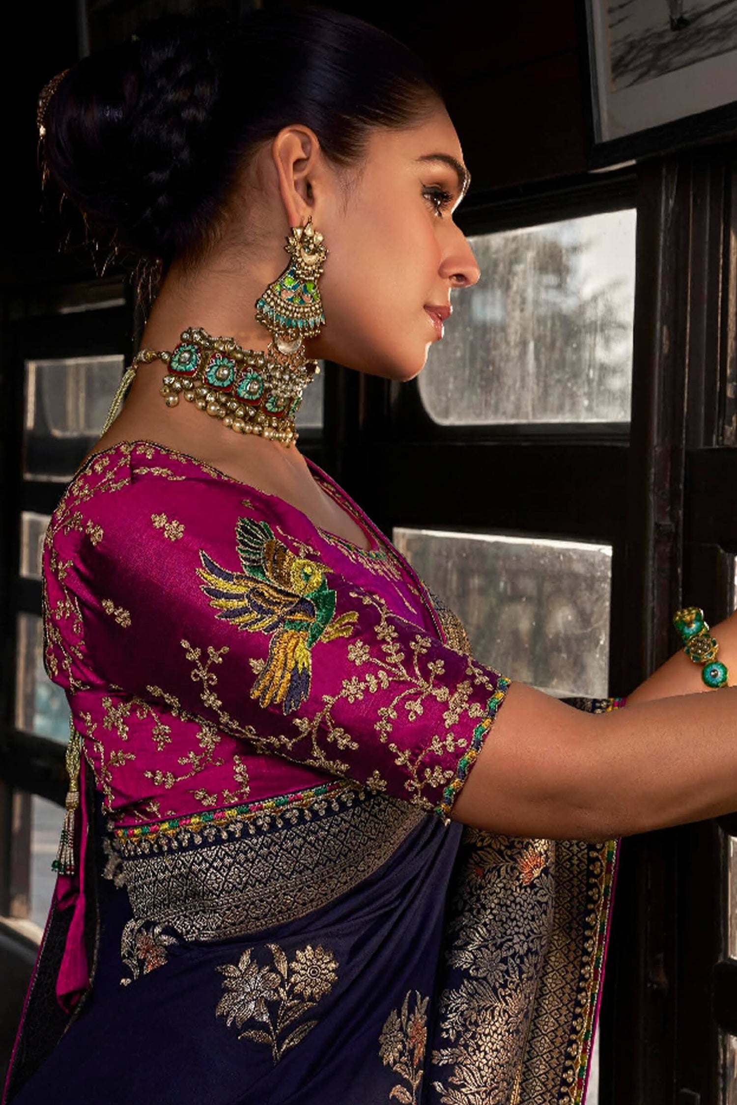 Smashing Navy Blue Pure Viscose Dola Silk Saree With Smart Blouse Piece