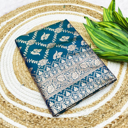 Proficient Rama Pure Zari Weaving Banarasi Silk Saree With Lissome Blouse Piece