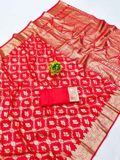 Delightful Red Pure Zari Weaving Banarasi Silk Saree With Captivating Blouse Piece