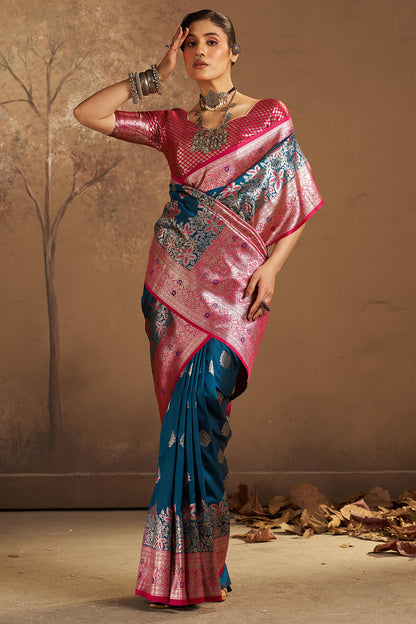 Dazzling Rama Pure Zari Weaving Banarasi Silk Saree With Snappy Blouse Piece