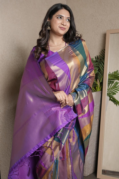 Dazzling Multicolor Soft Silk Saree With Ideal Blouse Piece