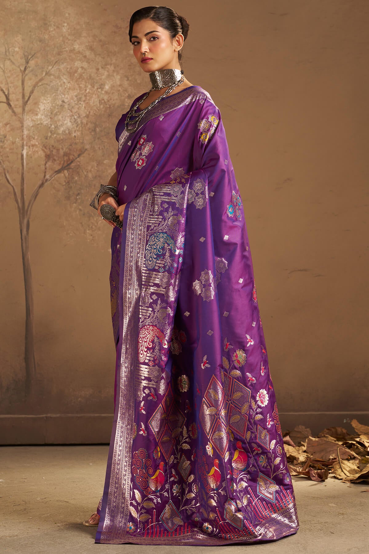 Staggering Purple Pure Zari Weaving Banarasi Silk Saree With Enthralling Blouse Piece