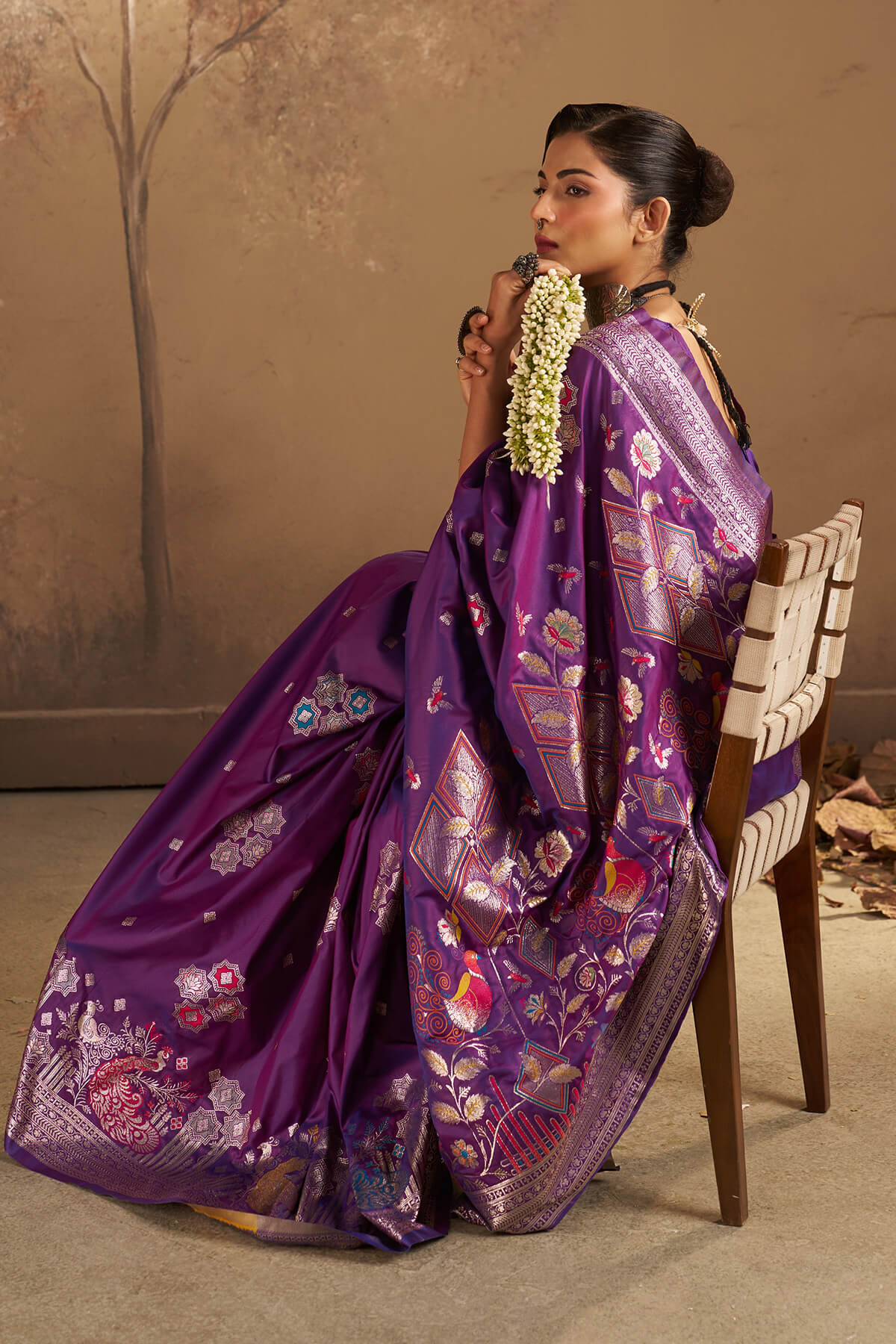 Staggering Purple Pure Zari Weaving Banarasi Silk Saree With Enthralling Blouse Piece