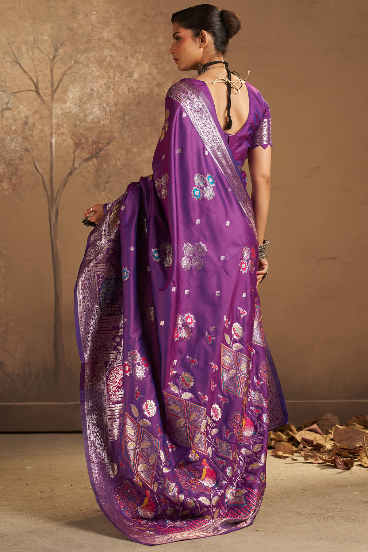 Staggering Purple Pure Zari Weaving Banarasi Silk Saree With Enthralling Blouse Piece