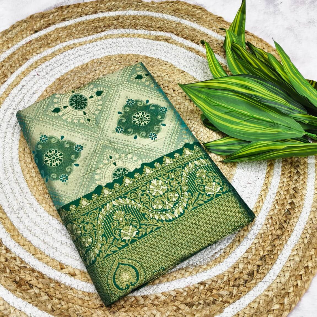 Pleasant Green Kanjivaram Silk Saree With Incredible Blouse Piece