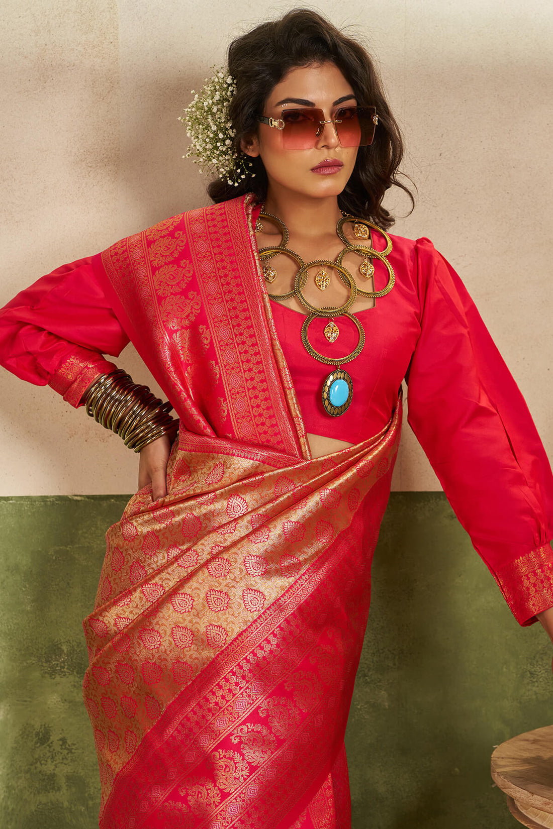 Magnetic Dark Pink Kanjivaram Silk Saree With Flaunt Blouse Piece