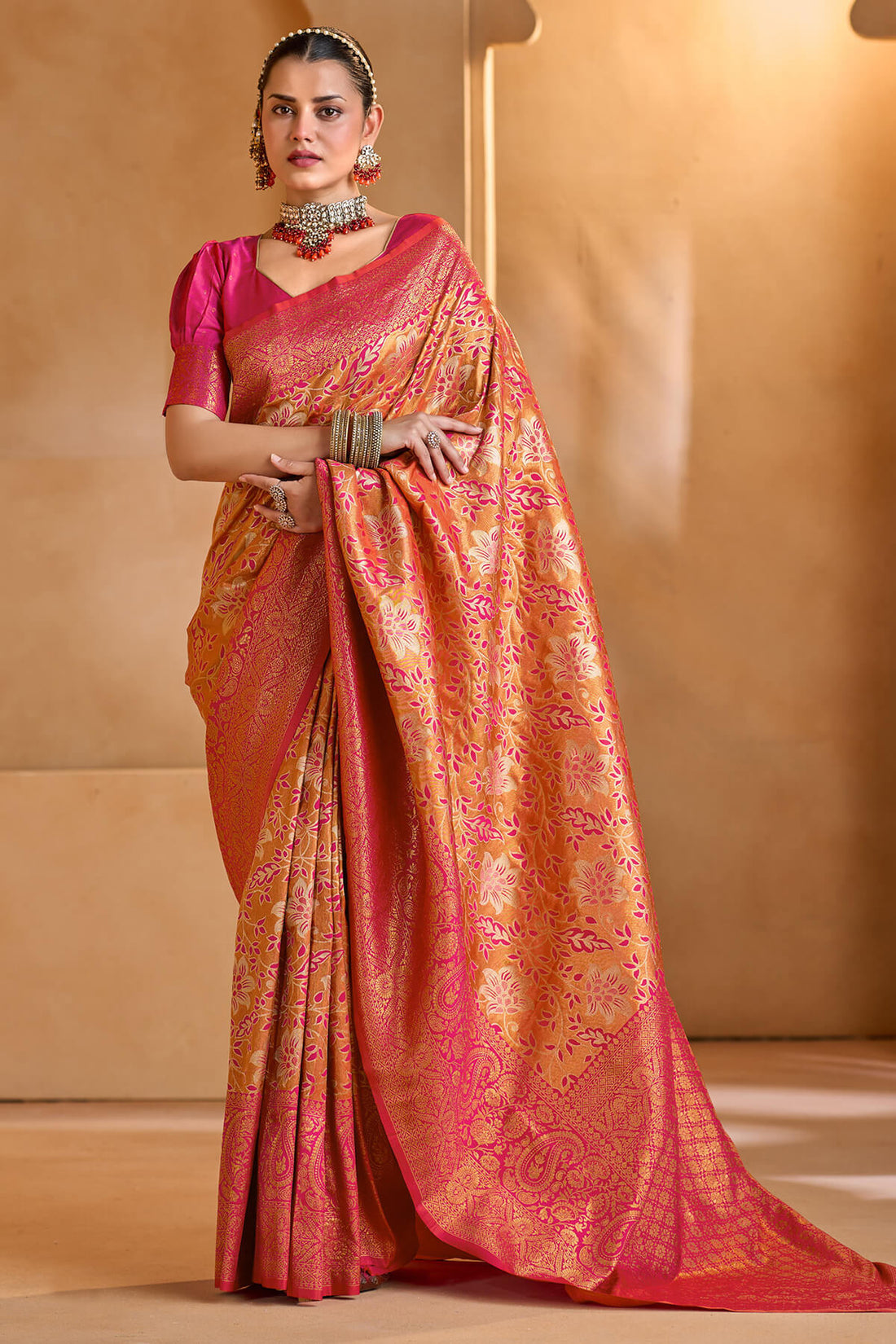 Verdant Dark Pink Kanjivaram Silk Saree With Beautiful Blouse Piece