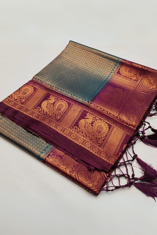 Load image into Gallery viewer, Enthralling Rama Kanjivaram Silk Saree With Rhapsodic Blouse Piece
