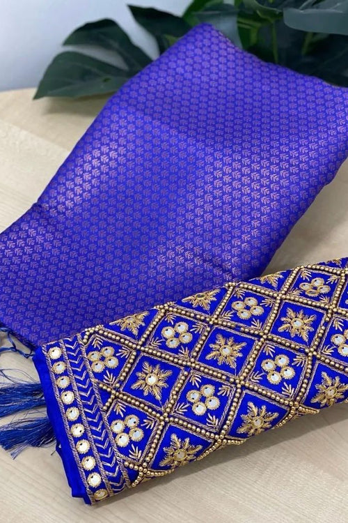 Load image into Gallery viewer, Deserving Royal Blue Kanjivaram Silk Saree With Two Impressive Blouse Piece
