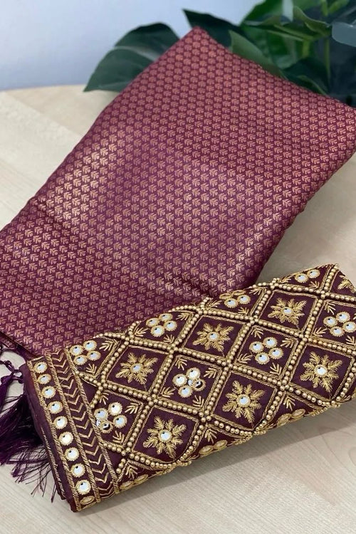 Load image into Gallery viewer, Hypnotic Wine Kanjivaram Silk Saree With Two Ravishing Blouse Piece
