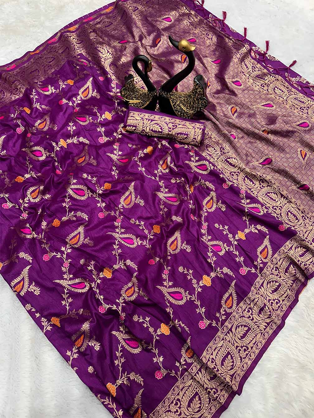 Scrumptious Purple Soft Banarasi Silk Saree With Redolent Blouse Piece