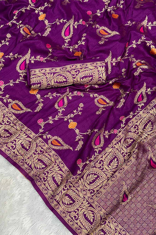 Load image into Gallery viewer, Scrumptious Purple Soft Banarasi Silk Saree With Redolent Blouse Piece
