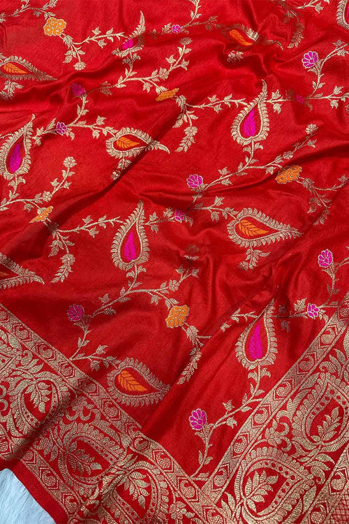 Load image into Gallery viewer, Vestigial Red Soft Banarasi Silk Saree With Exuberant Blouse Piece
