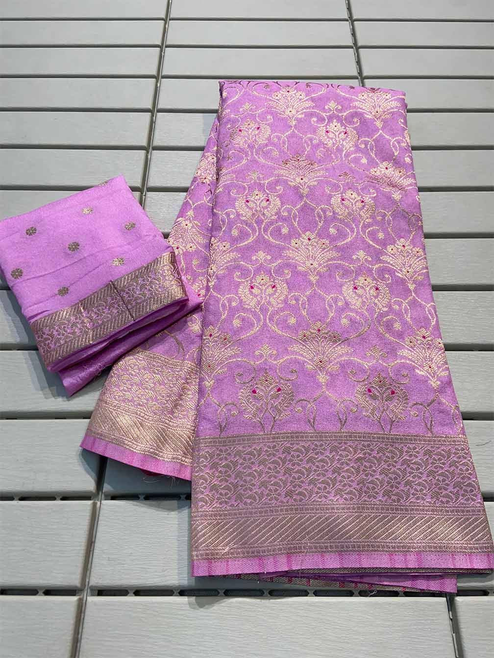 Fragrant Baby Pink Soft Banarasi Silk Saree With Majestic Blouse Piece