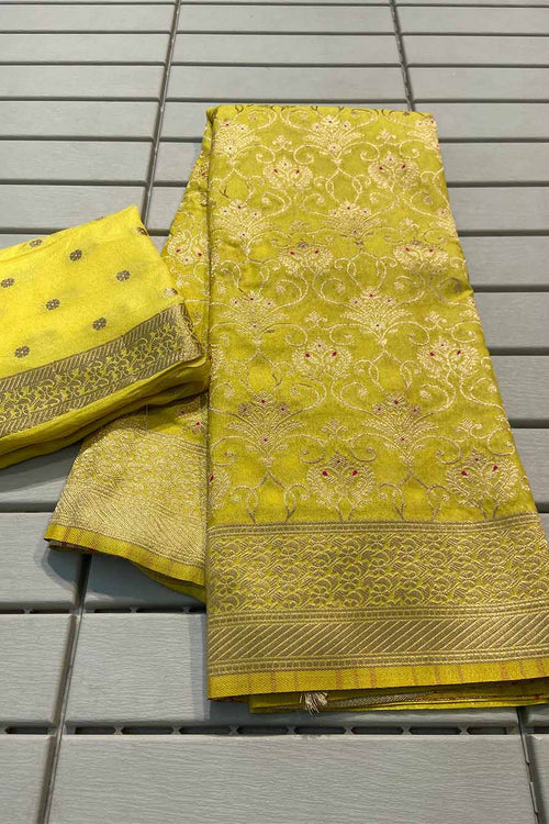 Load image into Gallery viewer, Panoply Yellow Soft Banarasi Silk Saree With Fugacious Blouse Piece
