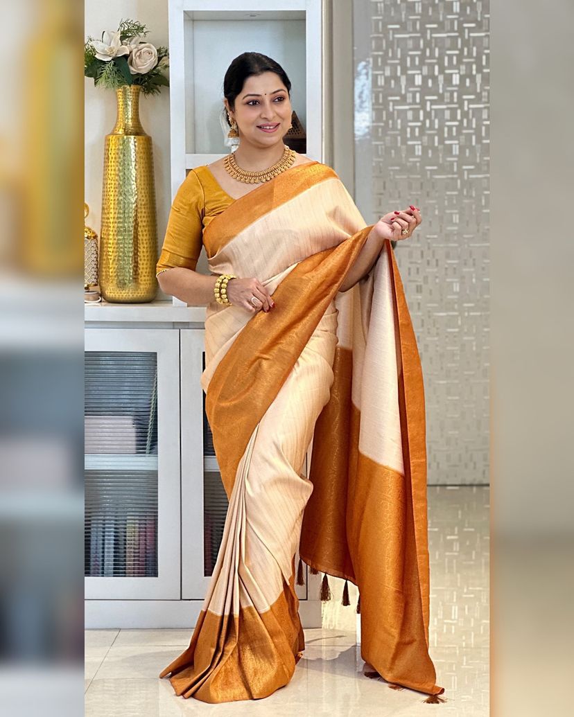 Ephemeral Beige Kanjivaram Silk Saree With Woebegone Blouse Piece