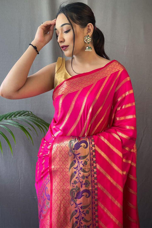 Load image into Gallery viewer, Desultory Dark Pink Paithani Silk Saree With Murmurous Blouse Piece
