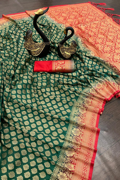 Load image into Gallery viewer, Designer Dark Green Soft Banarasi Silk Saree With Hypnotic Blouse Piece
