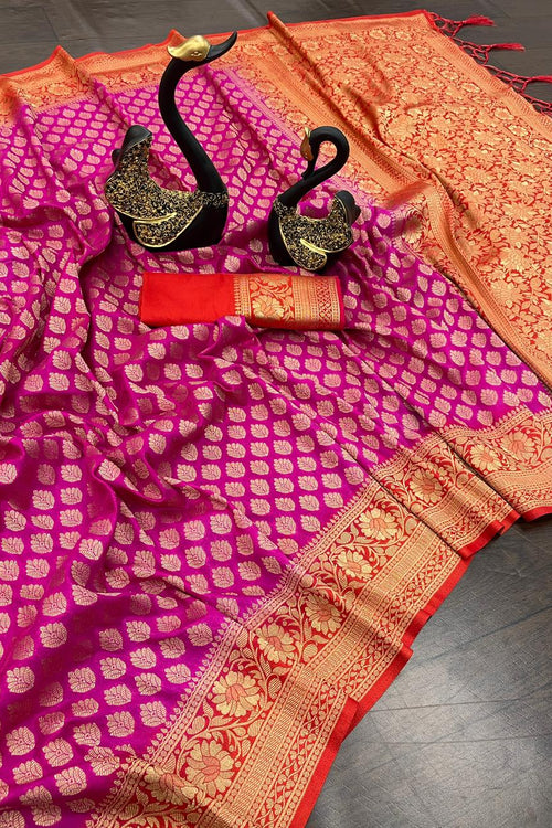 Load image into Gallery viewer, Opulent Dark Pink Soft Banarasi Silk Saree With Exceptional Blouse Piece
