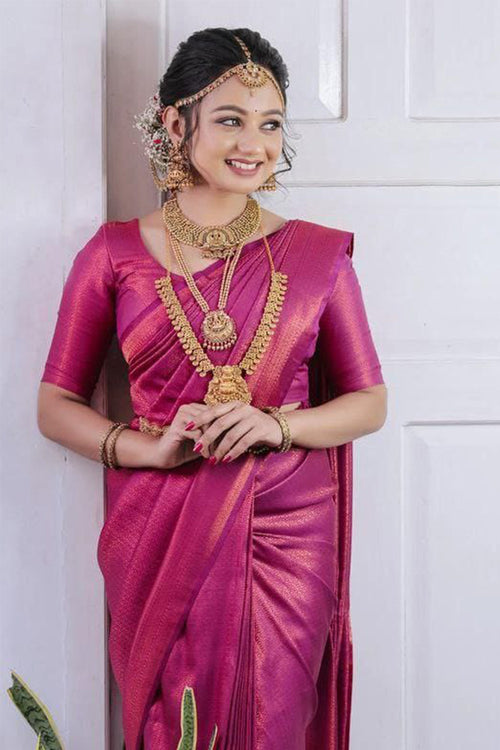 Load image into Gallery viewer, Ebullience Purple Kanjivaram Silk Saree With Amiable Blouse Piece
