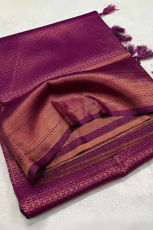 Load image into Gallery viewer, Ebullience Purple Kanjivaram Silk Saree With Amiable Blouse Piece
