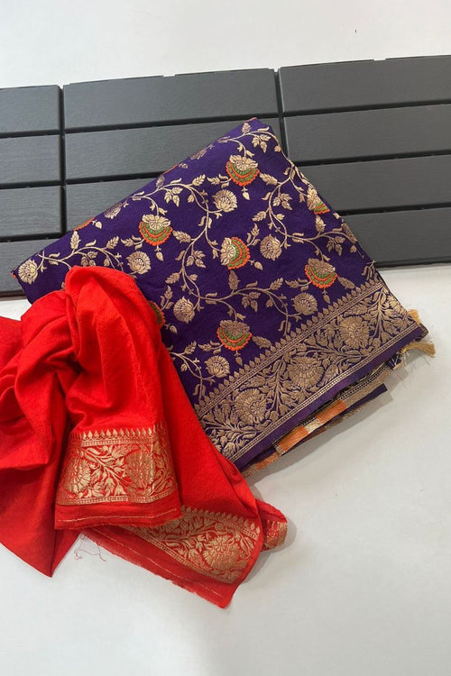 Load image into Gallery viewer, Enticing Purple Soft Banarasi Silk Saree With Desultory Blouse Piece
