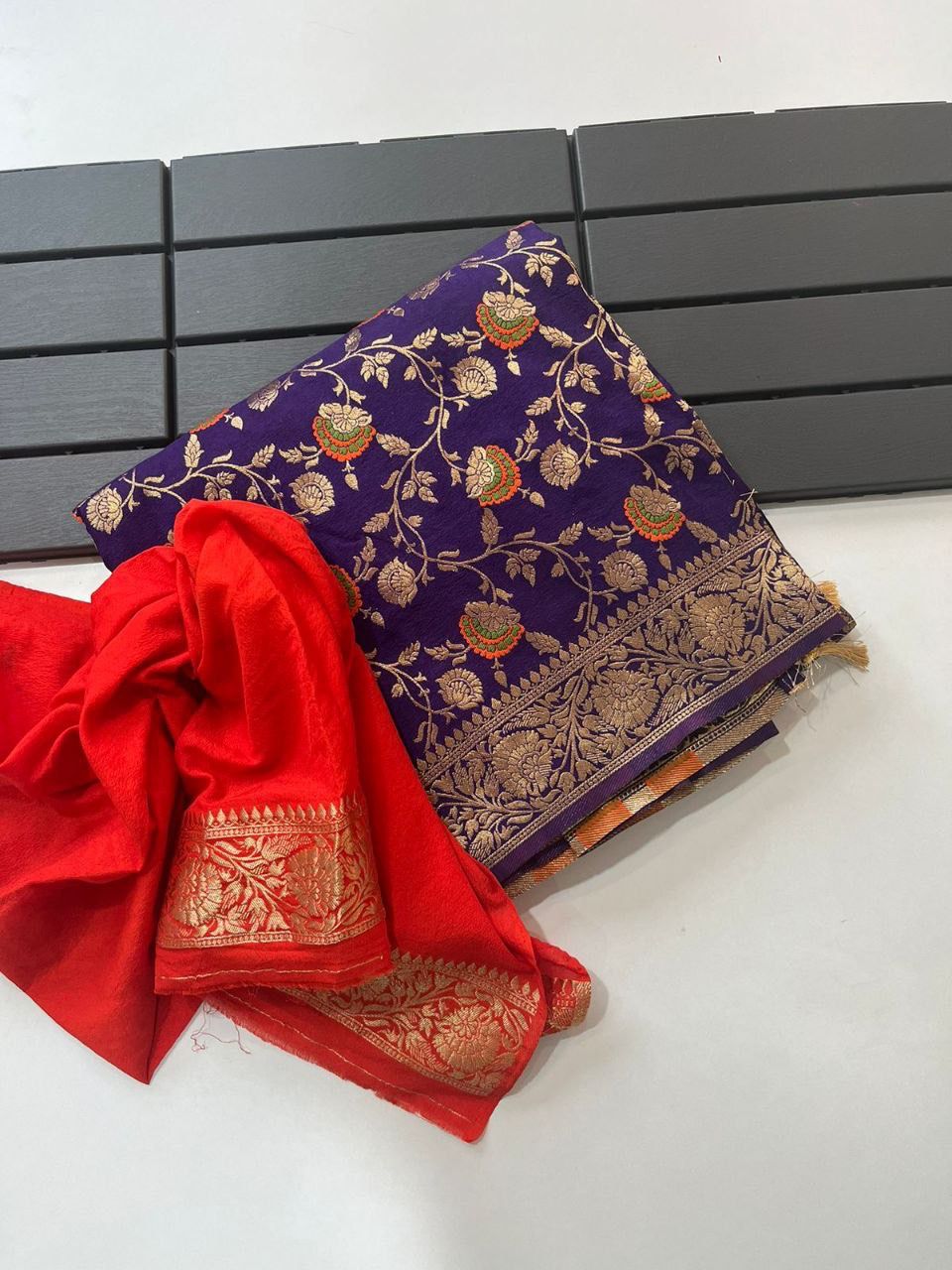 Enticing Purple Soft Banarasi Silk Saree With Desultory Blouse Piece