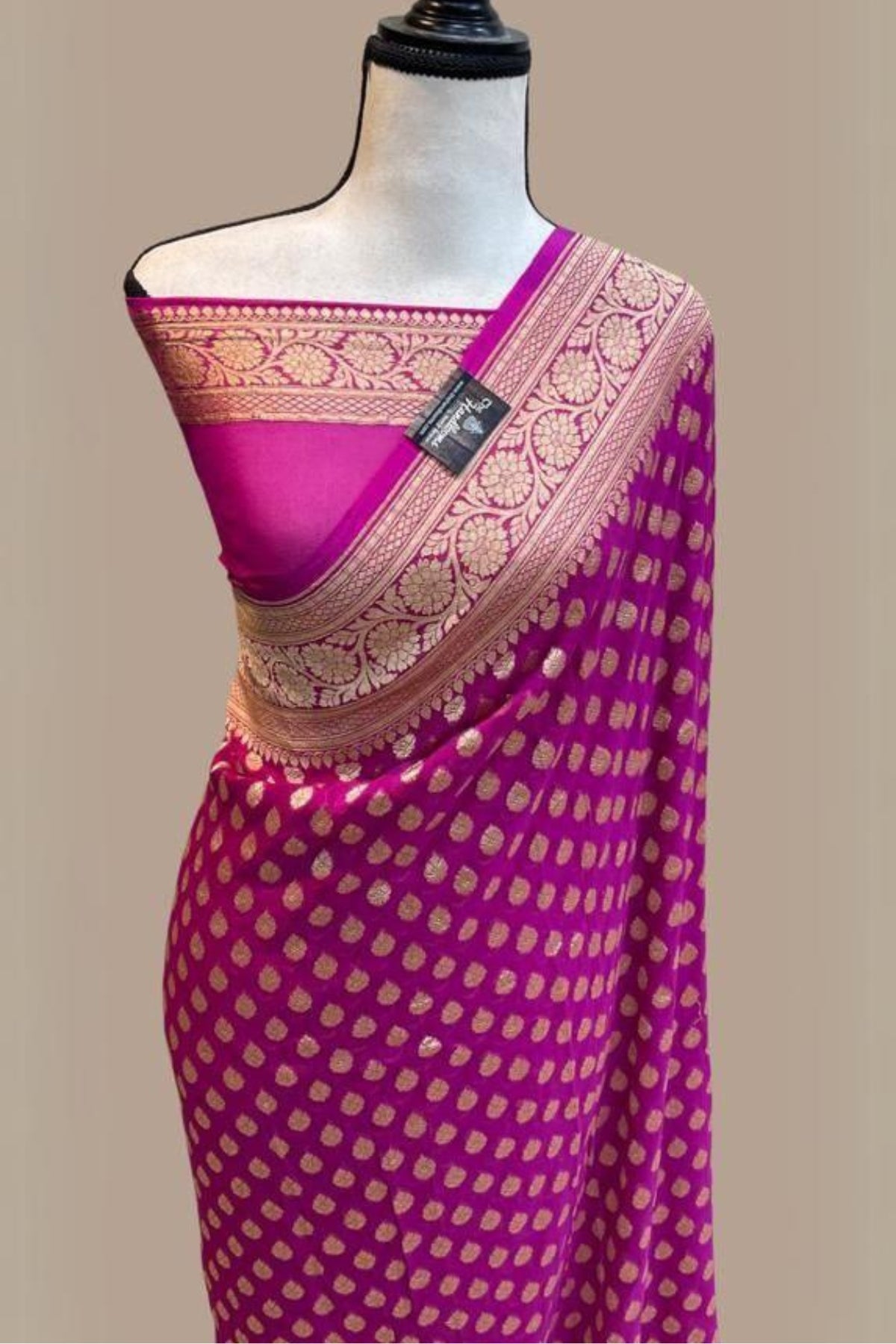 Classy Dark Pink Soft Banarasi Silk Saree With Demanding Blouse Piece