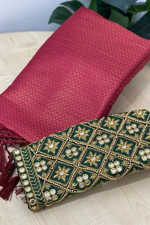 Load image into Gallery viewer, Scintilla Dark Pink Kanjivaram Silk Saree With Two Exuberant Blouse Piece
