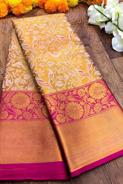 Glowing Dark Pink Kanjivaram Silk Saree With Groovy Blouse Piece