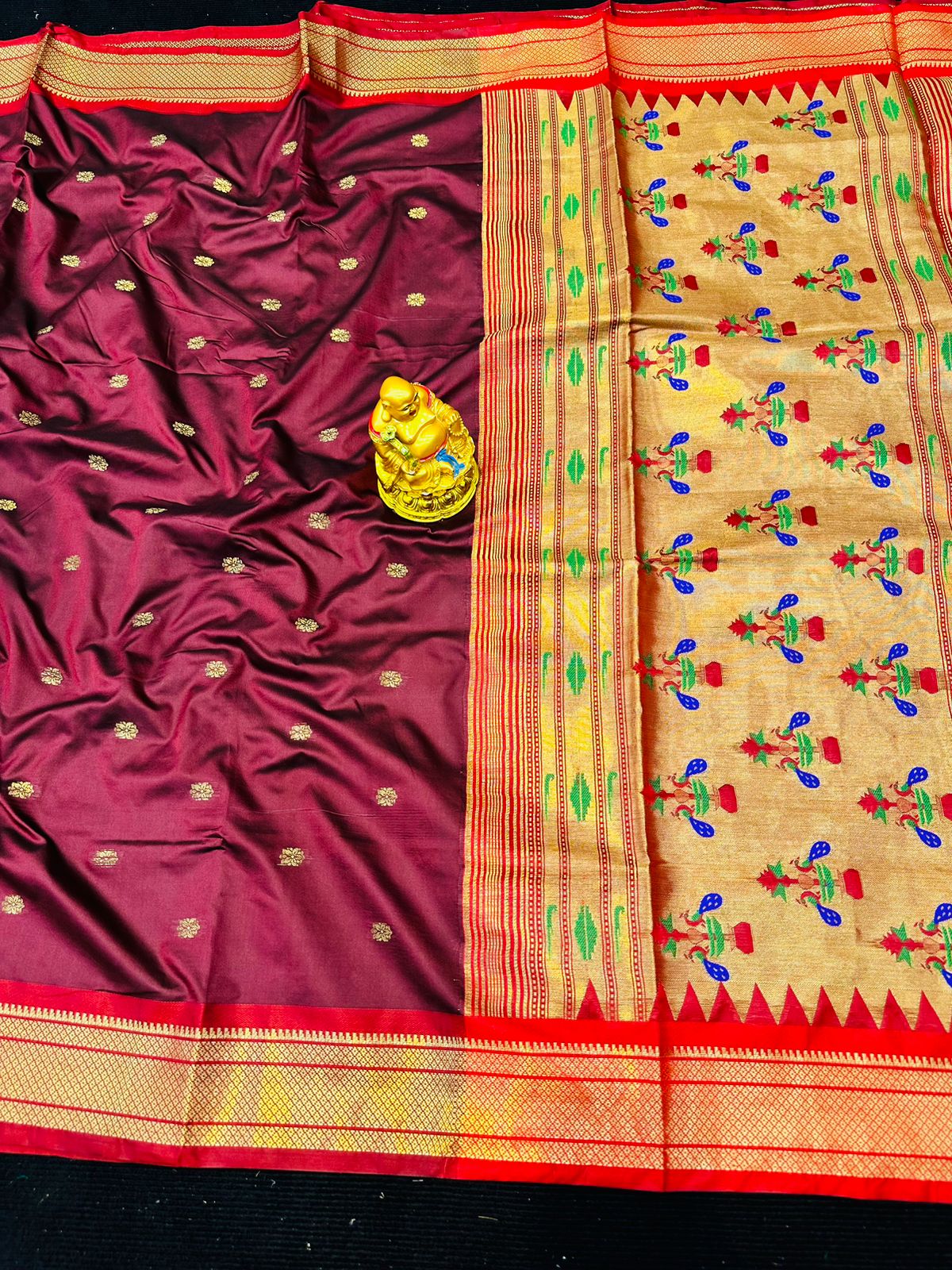 handloom original chanderi silk saree with blouse saree👆👆 Pattu border  all over ek naliya buti chanderi saree👆👆 fabric silk by… | Instagram